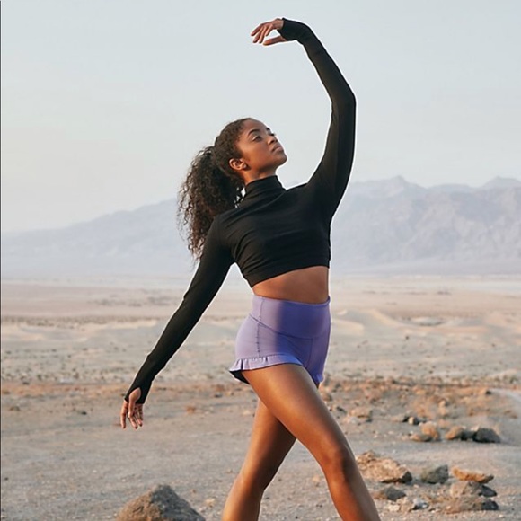 FP Movement Can’t Handle This Crop Top - Picture 1 of 5